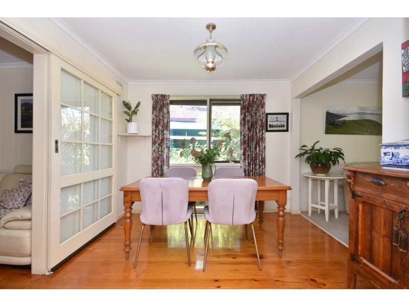 246 MacKenzie Street West, Kangaroo Flat VIC 3555