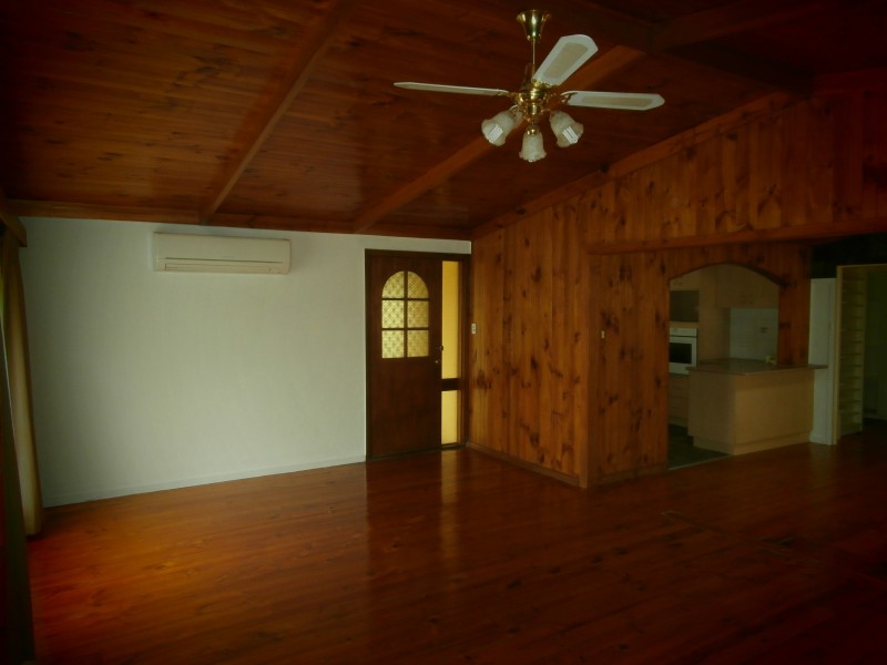 8 Fanning Street, Charlton VIC 3525