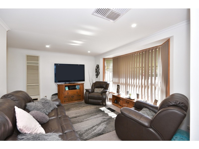 22 Lukin Crescent, Kangaroo Flat VIC 3555