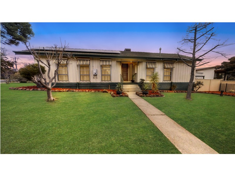 1 Roy Court, California Gully VIC 3556