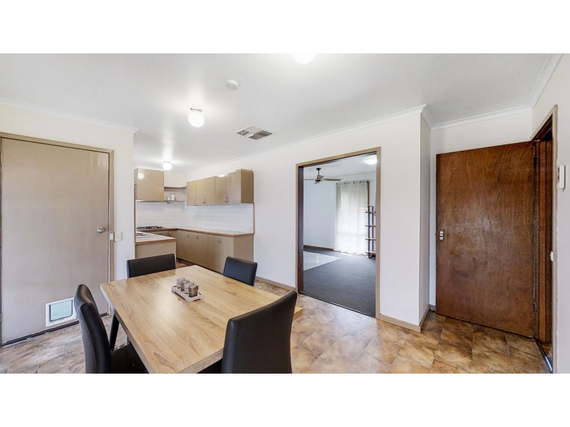 1 Roy Court, California Gully VIC 3556