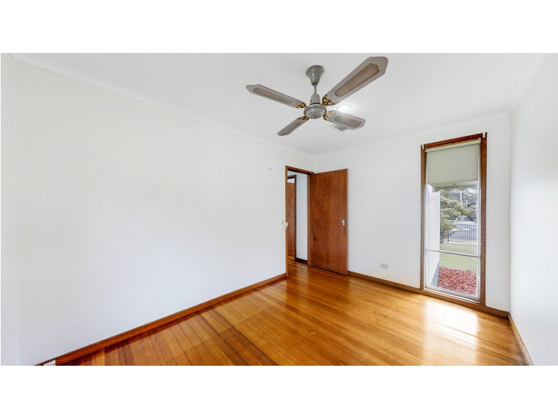 1 Roy Court, California Gully VIC 3556