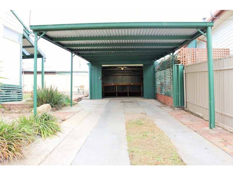 1 Roy Court, California Gully VIC 3556