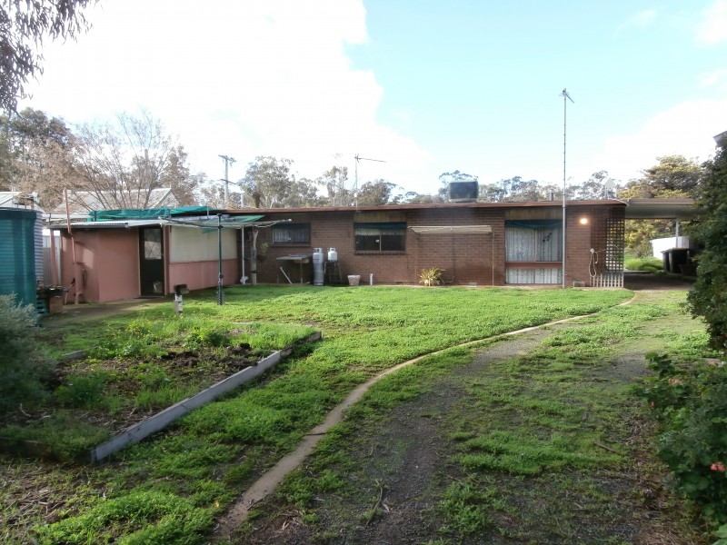33 Commercial Road, Tarnagulla VIC 3551