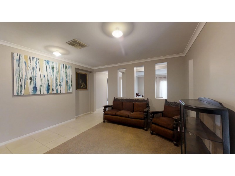 7 Freeman Drive, Kangaroo Flat VIC 3555