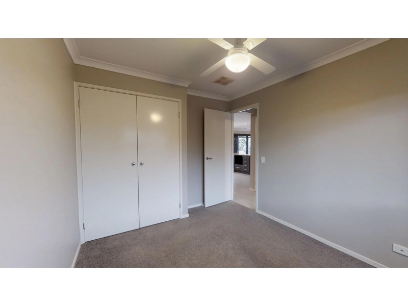 7 Freeman Drive, Kangaroo Flat VIC 3555