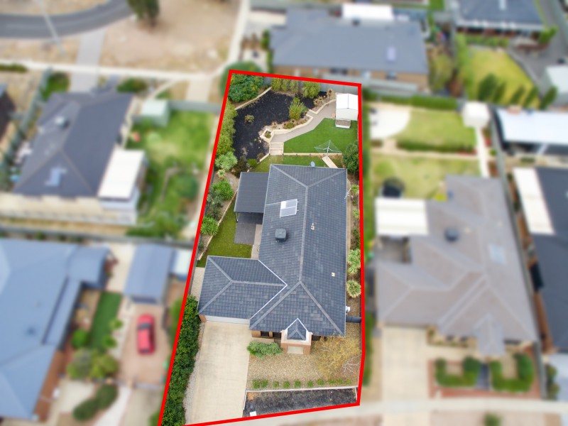 7 Freeman Drive, Kangaroo Flat VIC 3555