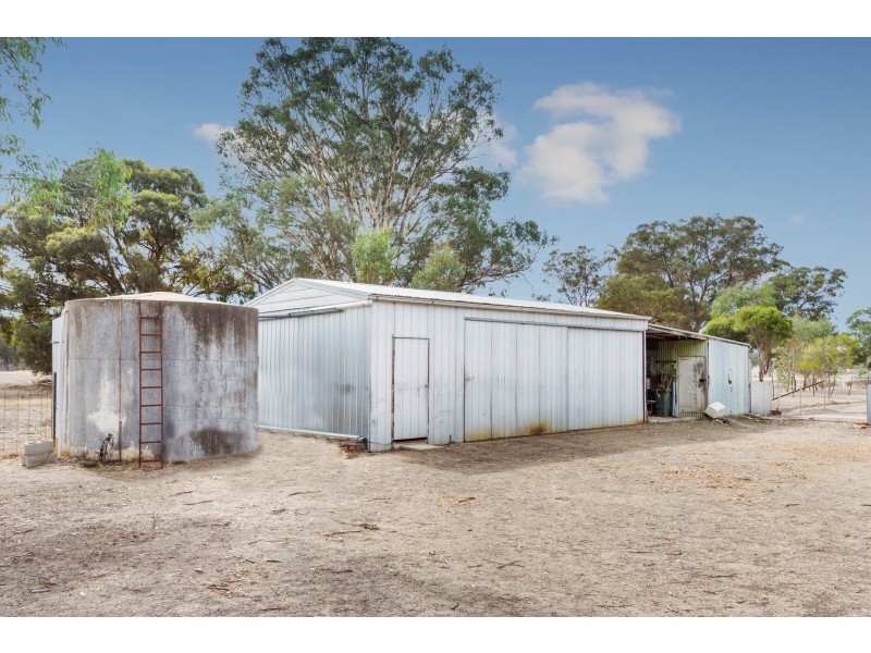 309 Sinclairs Lane, Walmer VIC 3463