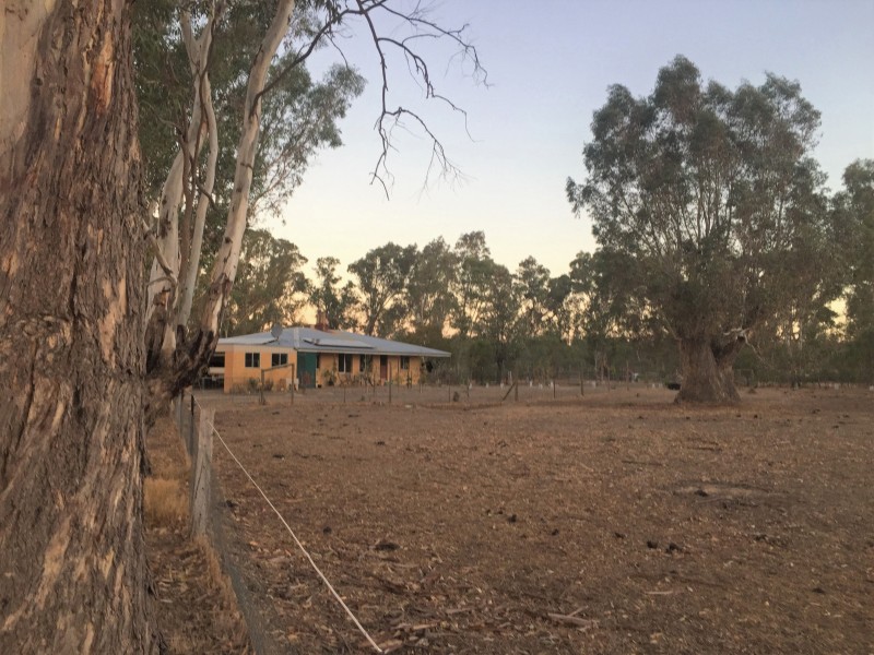 309 Sinclairs Lane, Walmer VIC 3463