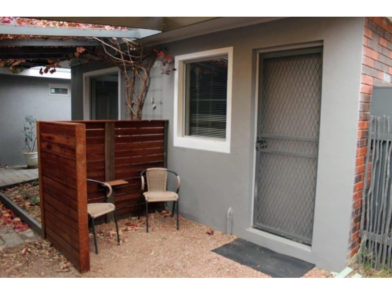 123 Crusoe Road, Kangaroo Flat VIC 3555