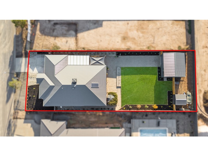 16 Carloway Street, Mckenzie Hill VIC 3451