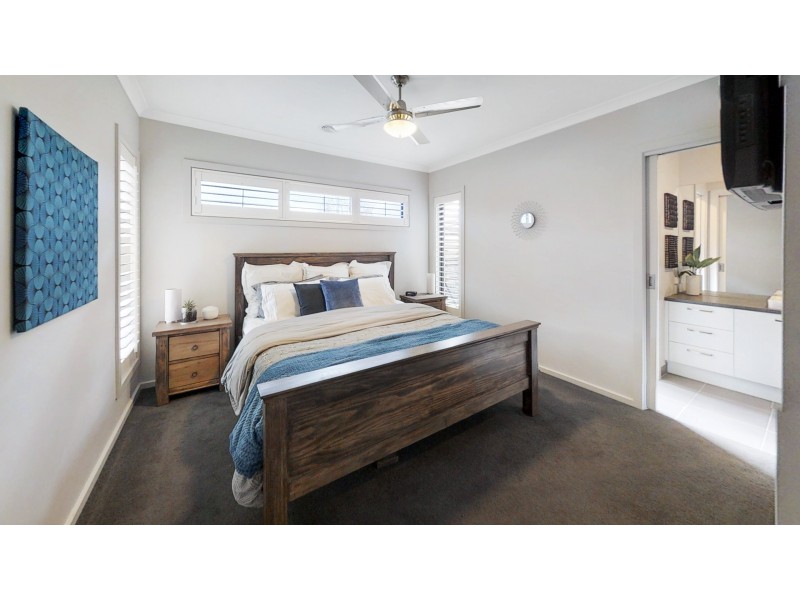 40 Greenfield Drive, Epsom VIC 3551