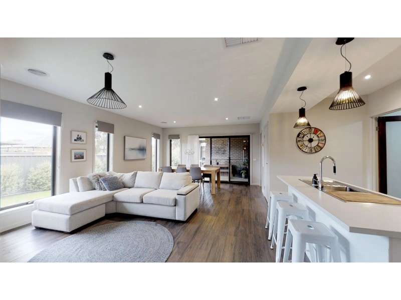 40 Greenfield Drive, Epsom VIC 3551