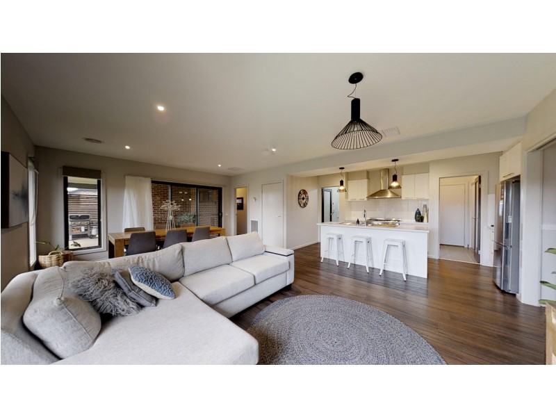 40 Greenfield Drive, Epsom VIC 3551