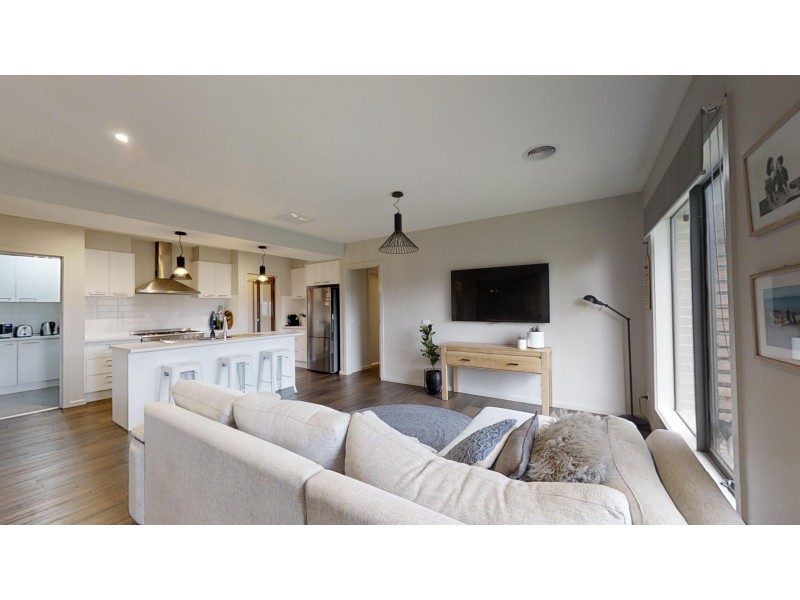 40 Greenfield Drive, Epsom VIC 3551