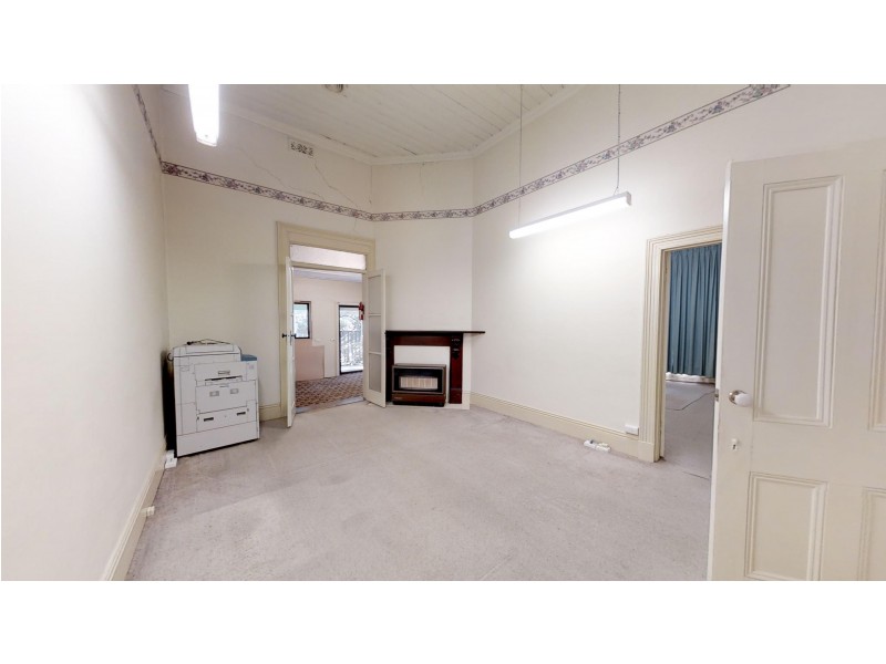 84 High Street, Kangaroo Flat VIC 3555