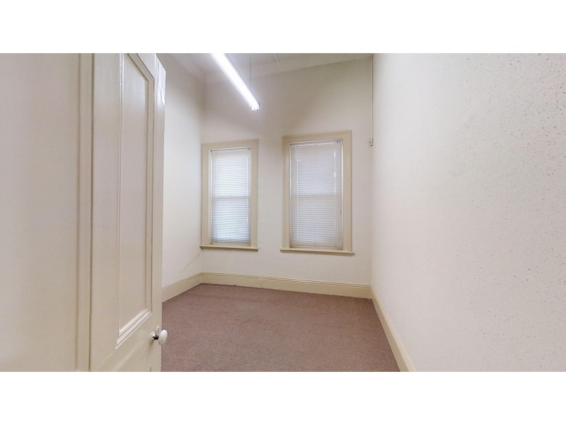 84 High Street, Kangaroo Flat VIC 3555