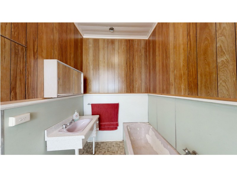 84 High Street, Kangaroo Flat VIC 3555