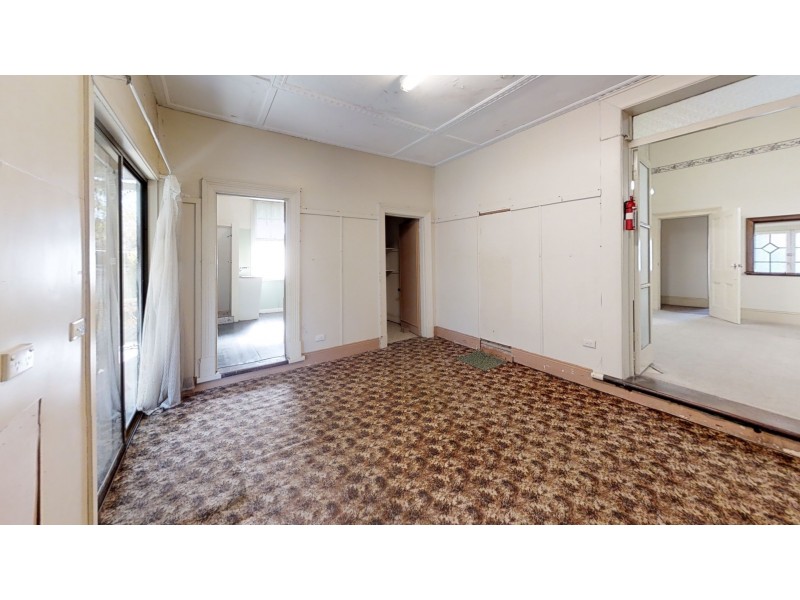 84 High Street, Kangaroo Flat VIC 3555