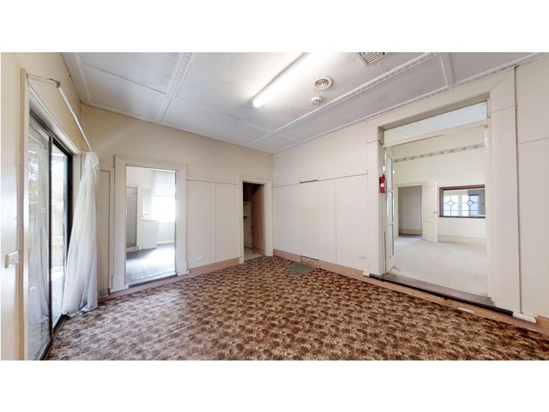 84 High Street, Kangaroo Flat VIC 3555