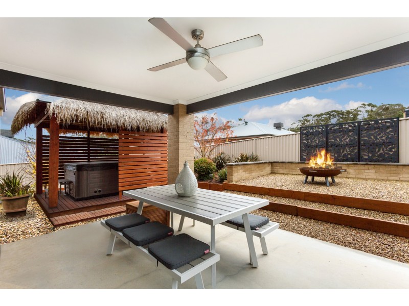 9 Phyllis Crescent, Mckenzie Hill VIC 3451