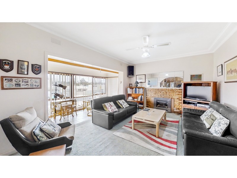 1 Pilcher Street, Strathdale VIC 3550