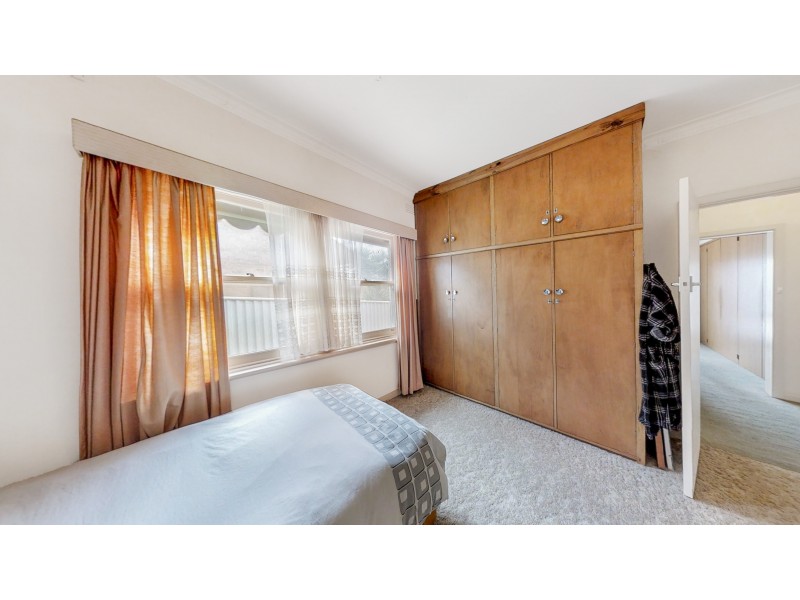 1 Pilcher Street, Strathdale VIC 3550