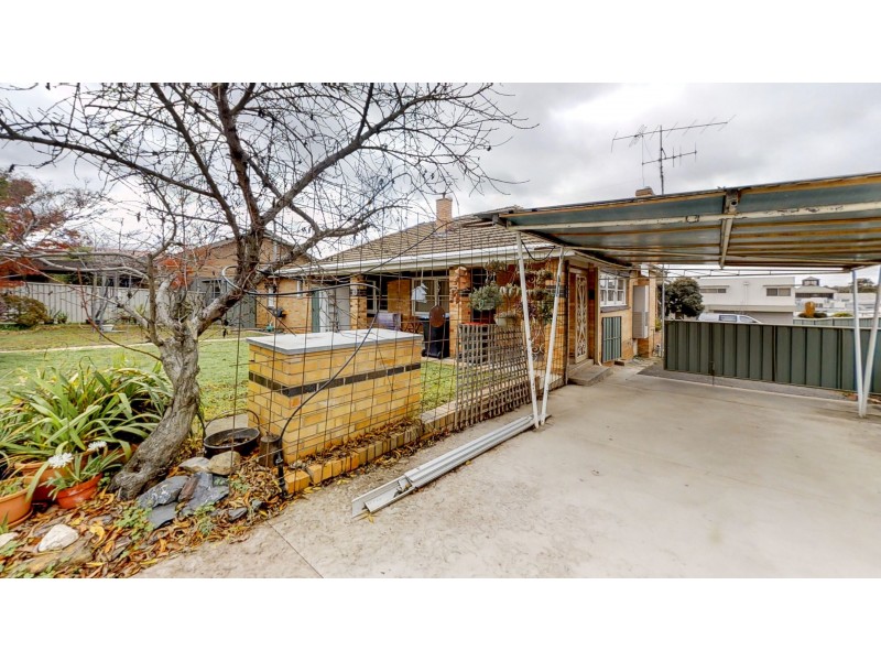1 Pilcher Street, Strathdale VIC 3550