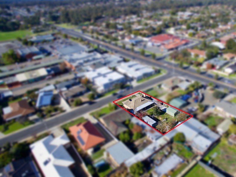 1 Pilcher Street, Strathdale VIC 3550