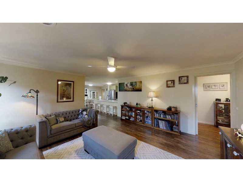 24 Inverness Drive, Junortoun VIC 3551