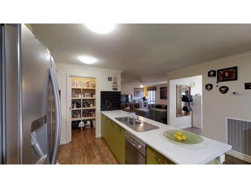 24 Inverness Drive, Junortoun VIC 3551