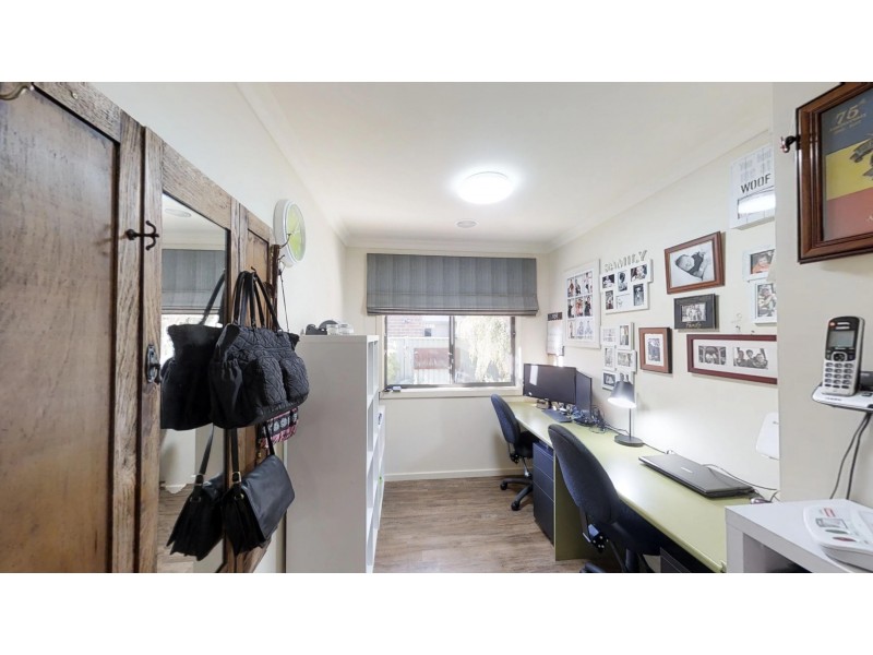 24 Inverness Drive, Junortoun VIC 3551