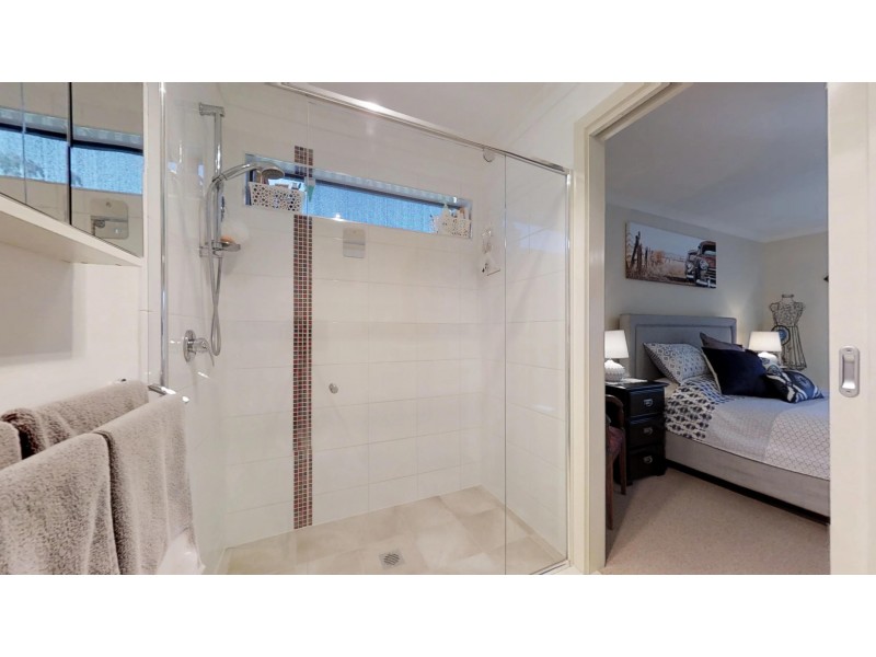 24 Inverness Drive, Junortoun VIC 3551