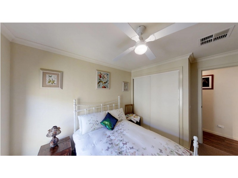 24 Inverness Drive, Junortoun VIC 3551