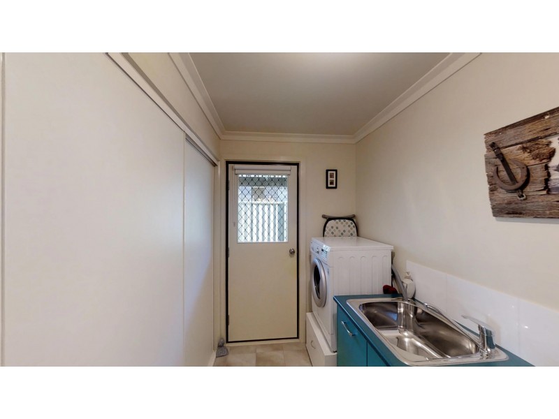 24 Inverness Drive, Junortoun VIC 3551