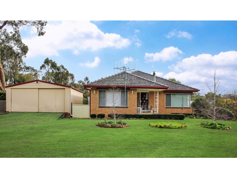 26 Broodie Street, Heathcote VIC 3523