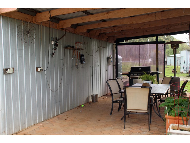 26 Broodie Street, Heathcote VIC 3523