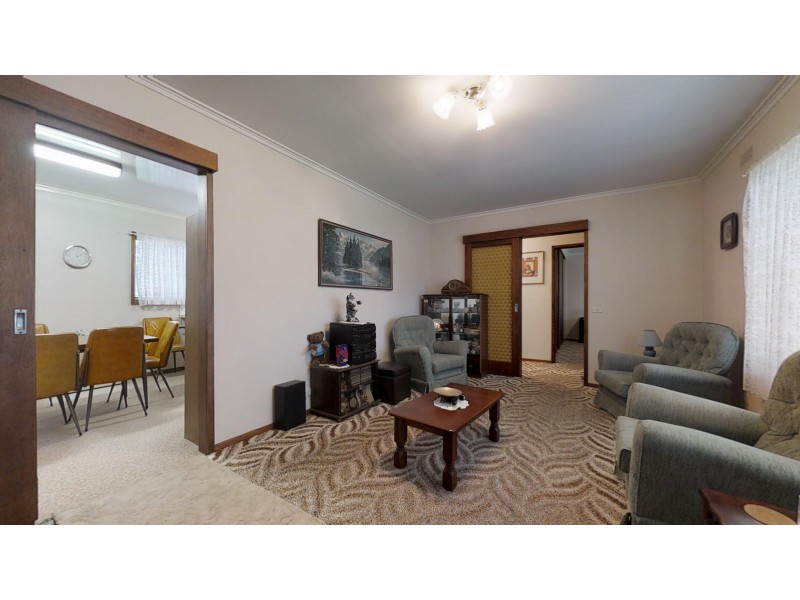 1 Waugh Street, Kangaroo Flat VIC 3555