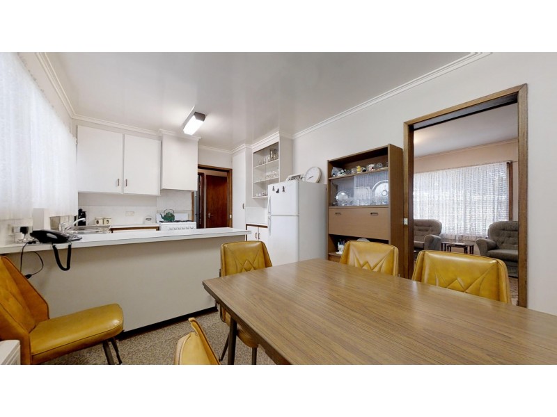 1 Waugh Street, Kangaroo Flat VIC 3555