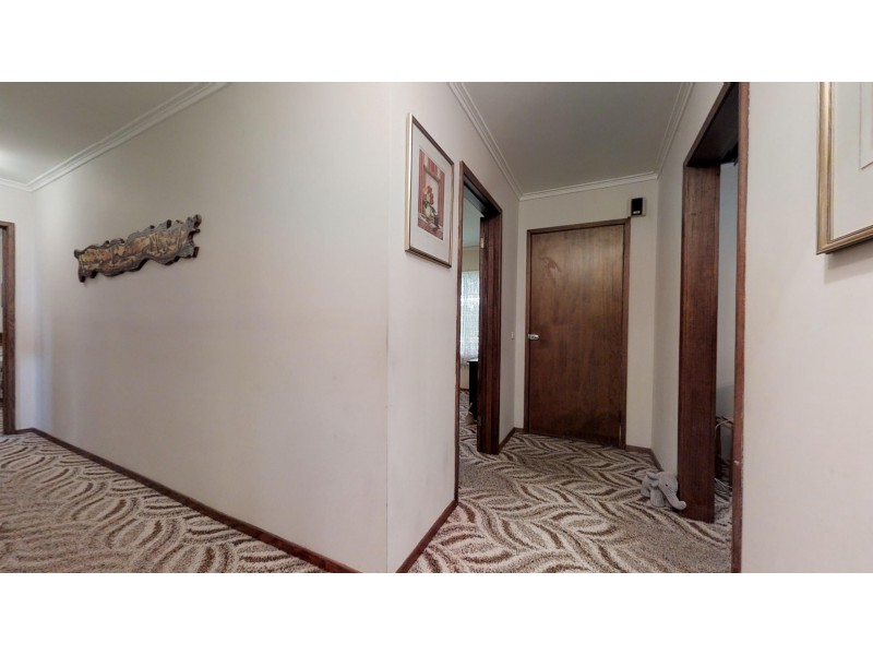 1 Waugh Street, Kangaroo Flat VIC 3555