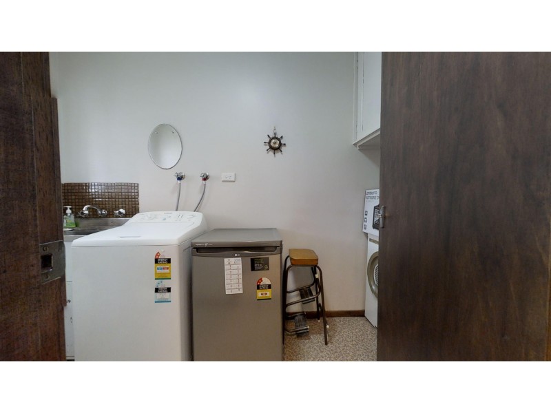 1 Waugh Street, Kangaroo Flat VIC 3555