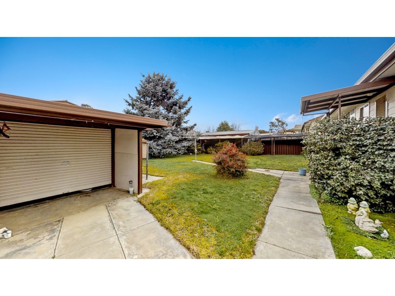 1 Waugh Street, Kangaroo Flat VIC 3555