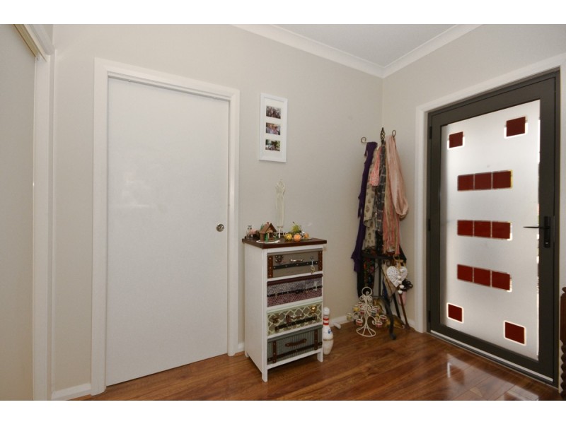 22 Lansell Street, Kangaroo Flat VIC 3555