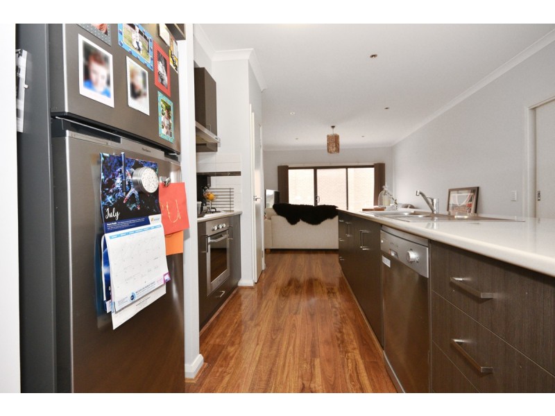 22 Lansell Street, Kangaroo Flat VIC 3555