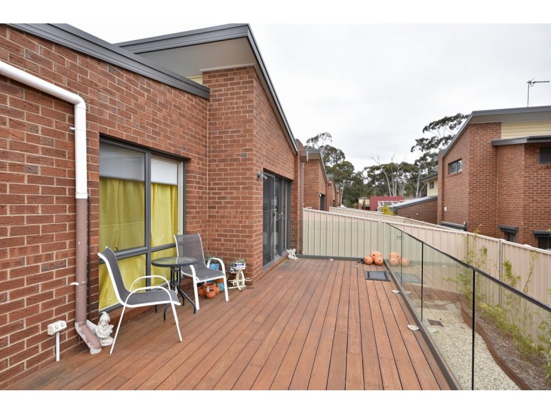 22 Lansell Street, Kangaroo Flat VIC 3555