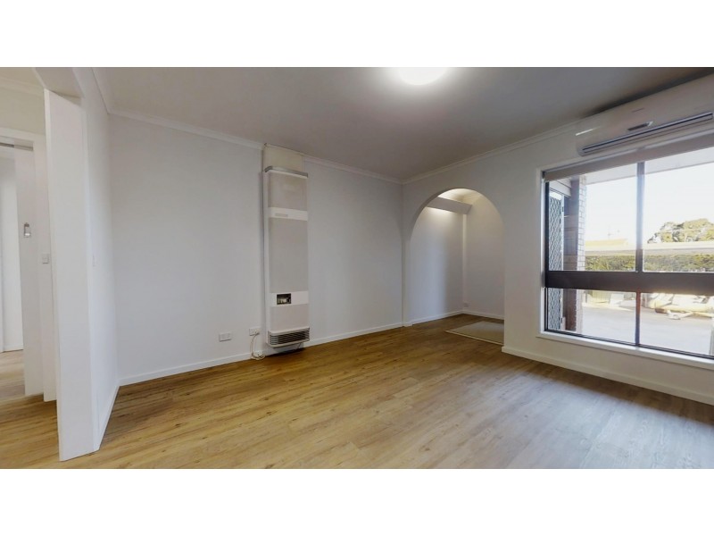 2/28 Yallambee Drive, Kennington VIC 3550