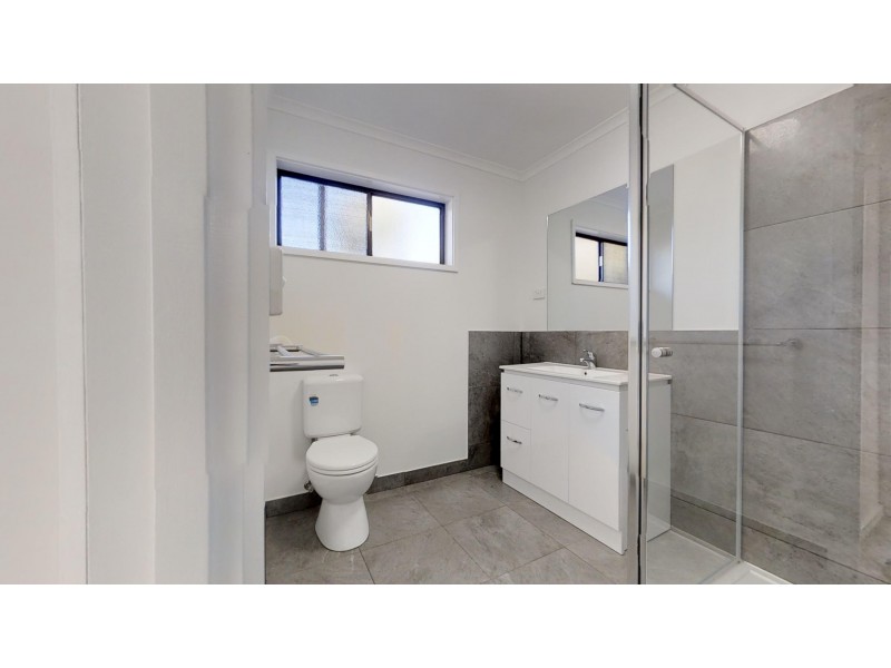 2/28 Yallambee Drive, Kennington VIC 3550