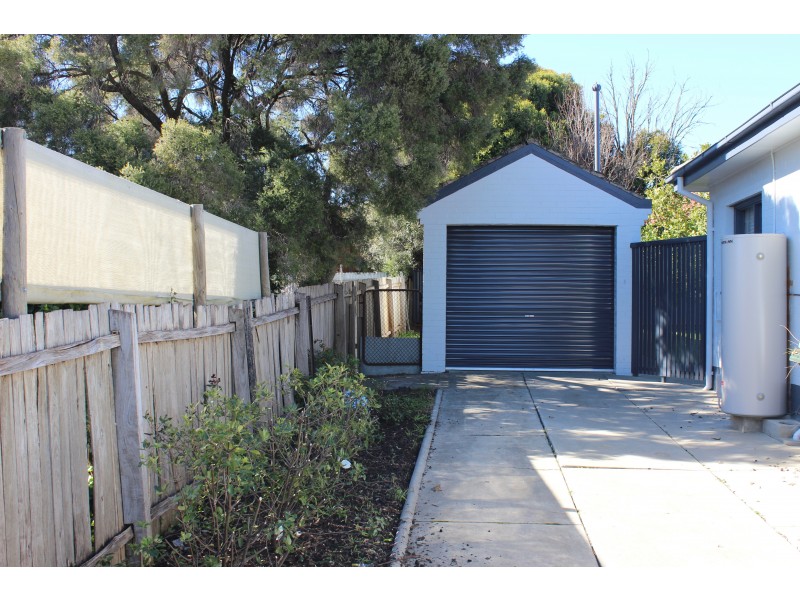 315 High Street, Kangaroo Flat VIC 3555