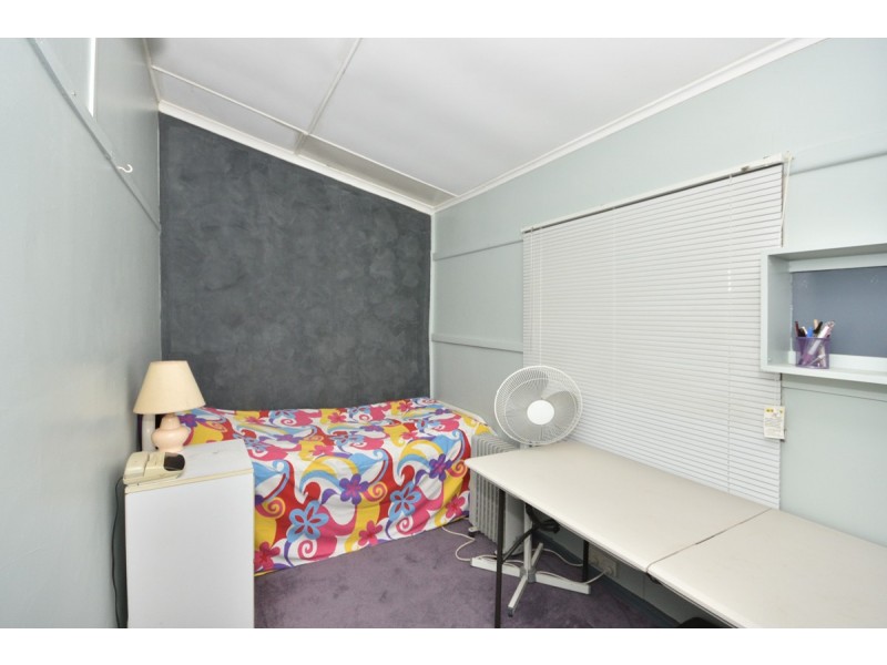 13 Guthrie Street, Kangaroo Flat VIC 3555