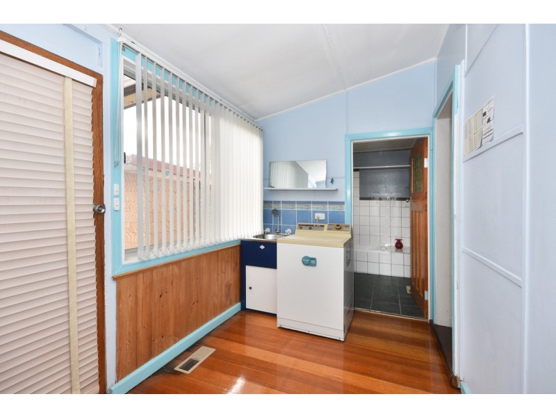 13 Guthrie Street, Kangaroo Flat VIC 3555